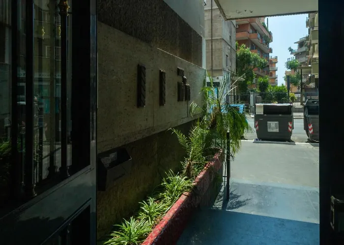 Casa Irnerio Vicino La Metro Ferienhaus *