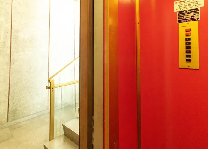 Casa Irnerio Vicino La Metro Ferienhaus *