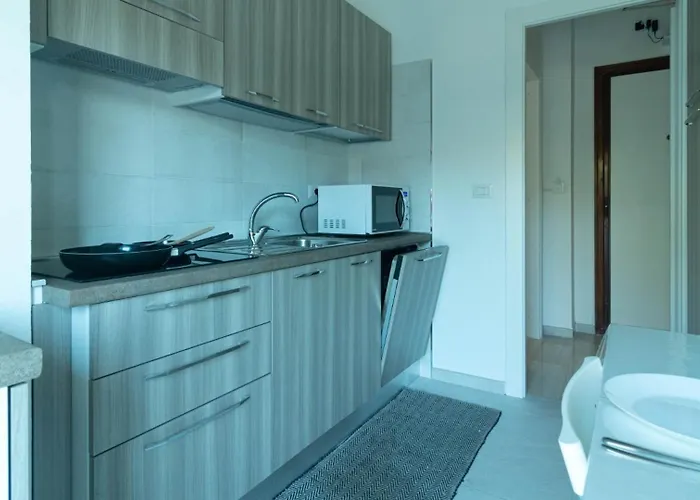 Casa Irnerio Vicino La Metro Ferienhaus Rom